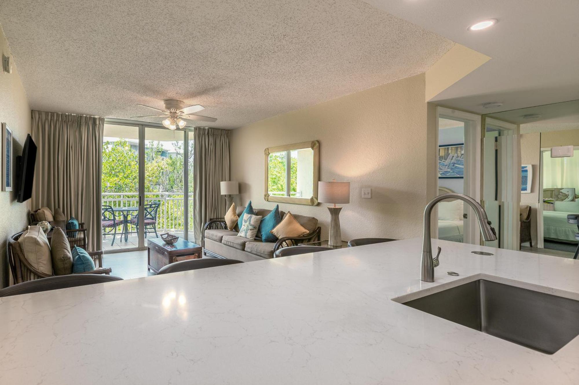 Sunrise Suites Saint Lucia Suite #201 Key West Zimmer foto